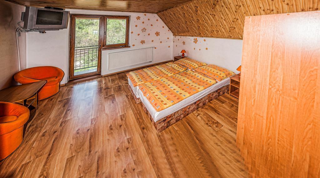Apartament Dom Na Okraji Obce - Privat Siskovci Habówka Pokój zdjęcie
